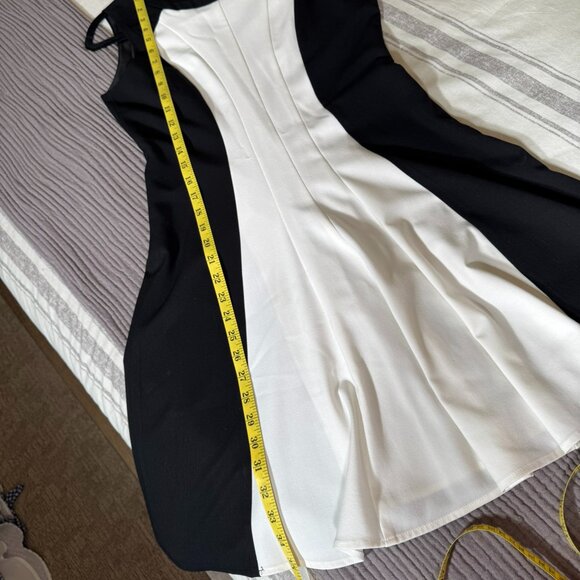 Calvin Klein Sleeveless Colorblock Dress – Black, Charcoal & Grey, Size 8P - Picture 6 of 9